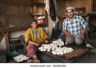 KASHMIR, INDIA, 25 SEPTEMBER 2015 : Unidentified Kashmirs Rural People At Their Village, Daily Lifestyle In Rural Area In Kashmir.