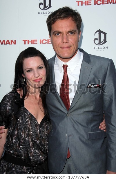 Kate Arrington Michael Shannon Iceman Red Stock Photo Edit Now 137797634