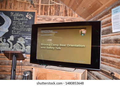 Katmai National Park, Alaska. U.S.A. June 26, 2019. Visitor’s Center, Book Store And Bear Etiquette Class.  Learning The DO’S And DON’T Of Interacting With Ursus Arctos>Alaska’s Coastal Brown Bears 