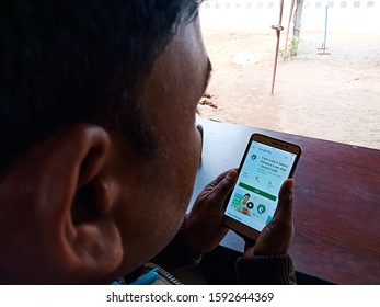 Katni, India - Dec 2019: Quick Credit Personal Finance Lending App For Android User On Smart Phone Display Screen 