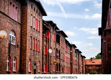 Katowice, Silesia, Poland, June 2021: Nikiszowiec - Historic Coal Miners Settlement And District Of Katowice. Facade Of Traditional Workers' Housing Estate (familoks)