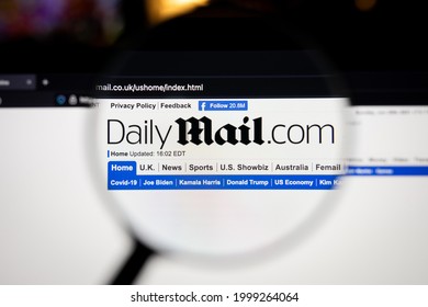 KAUFBEUREN, GERMANY - June 20, 2021: Daily Mail Company Logo On A Website, Seen On A Computer Screen Through A Magnifying Glass.