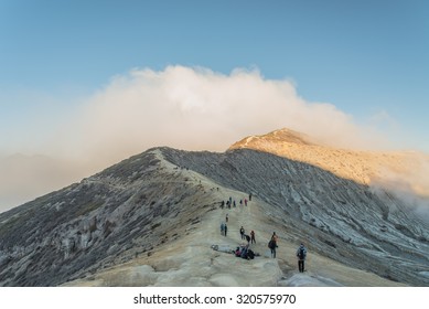 Kawah Ijen Crater, INDONESIA.