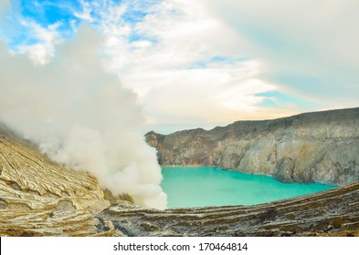 Kawah Ijen Volcano, Indonesia