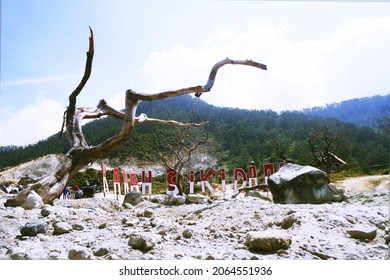 Kawah Sikidang, Dieng Plateau, Central Java, Indonesia