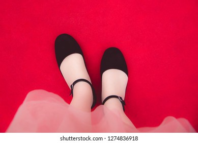 Kawaii Pink Dress Woman Standing On Red Carpet
