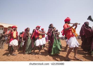 271 Rathwa tribe Images, Stock Photos & Vectors | Shutterstock