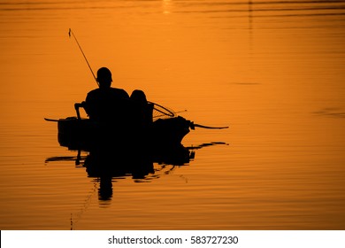 23,699 Fishing kayaks Images, Stock Photos & Vectors | Shutterstock