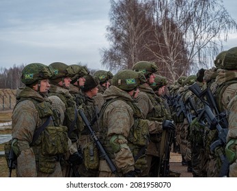 Kazan, Russia. 08 November 2021. A line of peacekeeping soldiers. Patrolling the area near the checkpoint. Russian peacekeeper troops