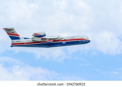 KAZAN, RUSSIA - AUGUST 09, 2014:  Air Show In Kazan Called I Choose The Sky. The Beriev Be 200 Altair Is A Multipurpose Amphibious Aircraft. Marketed As Being Designed For Fire Fighting.