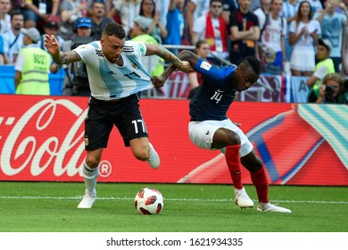 KAZAN, RUSSIA - JUNE 30: Nicolás Otamendi (L) Vs Blaise Matuidi Of France During The Russia 2018 World Cup Football Match Between France And Argentina