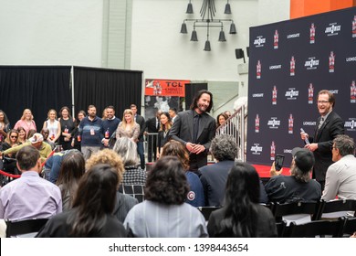 Keanu Reeves. Actor's Handprints and Footprints Cemented on Hollywood Boulevard. Chinese Theater Event, Guests, Celebrities, Halle Berry, Laurence Fishburne.
Hollywood, California, USA, May 14, 2019