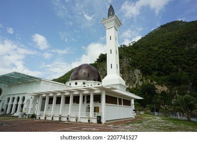 Kedah, Malaysia-September 27, 2022; View Of Ridzwaniah Mosque, Located At Baling, Kedah