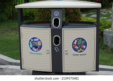 Kediri, East Java, Indonesia - March 25th, 2022 : Modern Rubbish Bin In A Park