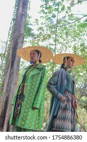 KEDIRI, INDONESIA - DECEMBER 05, 2019: Didiet Maulana Tenun Ikat Batik Fashion Is Liked By The Teenager In Tirtoyoso Park Kediri, Indonesia.
