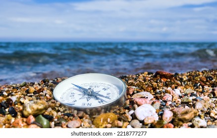 Keep Heading For A Sea Holiday! The Right Compass Is Always Needed For Travelers, Adequate Course. Hiking On The Shore, Thalassotherapy