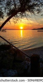 Keep looking up!                                      
I learn from the past, dream about the future and look up.                       
There's nothing like a beautiful sunset to end a healthy day.  