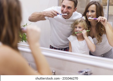 Keeping your teeth in good condition  