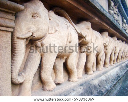 kelaniya temple stone carvings