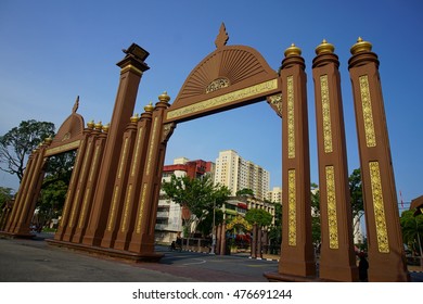 KELANTAN, MALAYSIA , MARCH 29, 2016: Archway Of Kota Sultan Ismail Petra Or Kota Sultan Ismail Petra Arch Located In Kota Bharu, Kelantan, Malaysia.