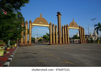 KELANTAN, MALAYSIA ,  MARCH 29, 2016: Archway Of Kota Sultan Ismail Petra Or Kota Sultan Ismail Petra Arch Located In Kota Bharu, Kelantan, Malaysia.