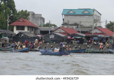 55 Border Between Thailand Malaysia Images, Stock Photos & Vectors ...