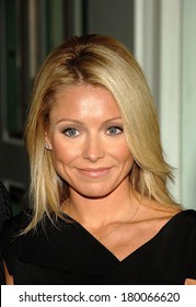 Kelly Ripa At Police Athletic League 18th Annual Women Of The Year Luncheon, The Pierre Hotel, New York, NY, October 17, 2006