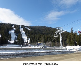 Kelowna B.C Canada 03-08-2022 Sun Peaks Ski Hill Chairs Lift