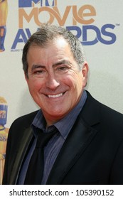 Kenny Ortega  At The 2009 MTV Movie Awards Arrivals. Gibson Amphitheatre, Universal City, CA. 05-31-09