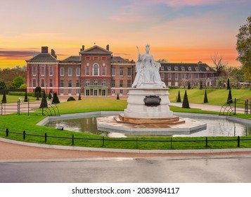 Kensington palace and Monument to queen Victoria at sunset, London, UK