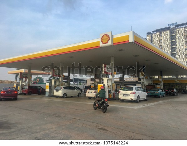 Kepong,\
Malaysia - April 20, 2019: Shell petrol station. Shell is one of\
the leading Oil and Gas company in\
Malaysia.