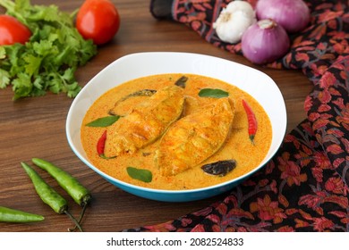 Kerala Fish Curry Coconut Milk Gravy. Cooking Spicy Goan Fish Curry , Indian Bengali Seafood In Coconut Milk Kolkata, India Sri Lanka. Lankan Food.