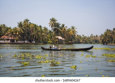 1,820 Kerala Canoe Stock Photos, Images & Photography 