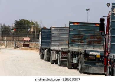 10,495 Truck strips Images, Stock Photos & Vectors | Shutterstock