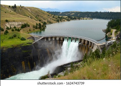 Kerr Dam On Flathead River Polson Stock Photo 1624743739 | Shutterstock