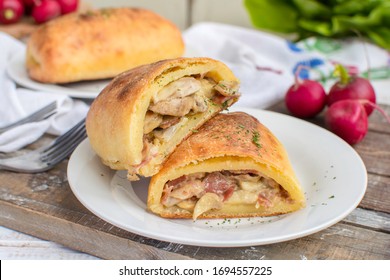 Keto Breakfast Hot Pockets With Bacon And Mushroom Filling