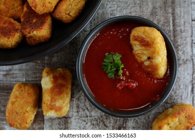 Keto Cauliflower Tater Tots With Sugar-Free Ketchup - An Entire Recipe Preparation With Instructions And Photos Of The Final Dish