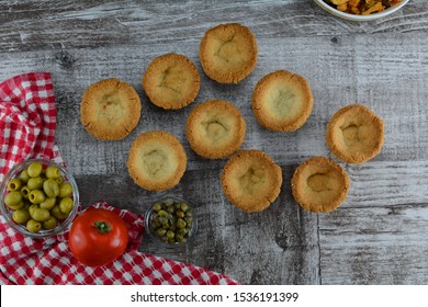 Keto Chicken Cups - Almond Flour And Butter Cups Stuffed With Cooked Chicken With Vegetables. An Entire Recipe Preparation With Photos Of The Final Dish. 