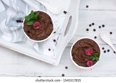 Keto Chocolate Avocado Mousse With Berries