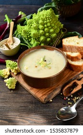 Keto Food Broccoli Cream Soup ( Green Cauliflower). Ketogenic Diet Food Recipe ( Keto Diet ). Fall Seasonal Menu. Healthy Lunch Or Dinner.