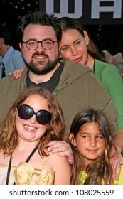 Kevin Smith With Jennifer Schwalbach Smith And Family  At The World Premiere Of 