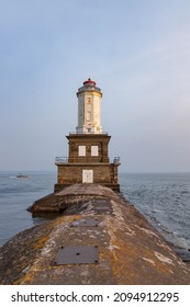 Keweenaw Waterway Upper Entrance Lighthouse, Michigan, USA
