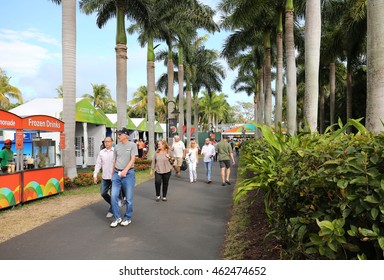 KEY BISCAYNE, FLORIDA, March 30:  Tennis Enthusiast Enjoying The Miami Open On March 30, 2016.