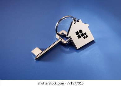 key and key ring with silver house shape 