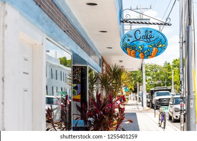 Key West, USA - May 1, 2018: The Cafe Store Healthy Restaurant Shop Serving Vegetarian Vegan Food In Florida City Travel, Sunny Day, Street