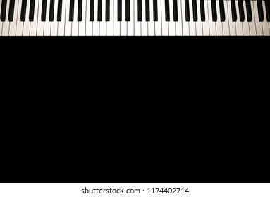 18,232 Grand piano on a black background Images, Stock Photos & Vectors ...