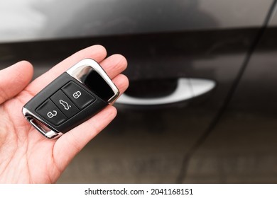 Keyless Remote Control System Of A Modern Car