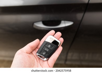 Keyless Remote Control System Of A Modern Car