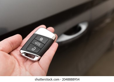 Keyless Remote Control System Of A Modern Car