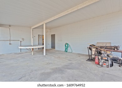 Keystone Heights, Florida / USA - January 8 2020: Empty Fire Station 